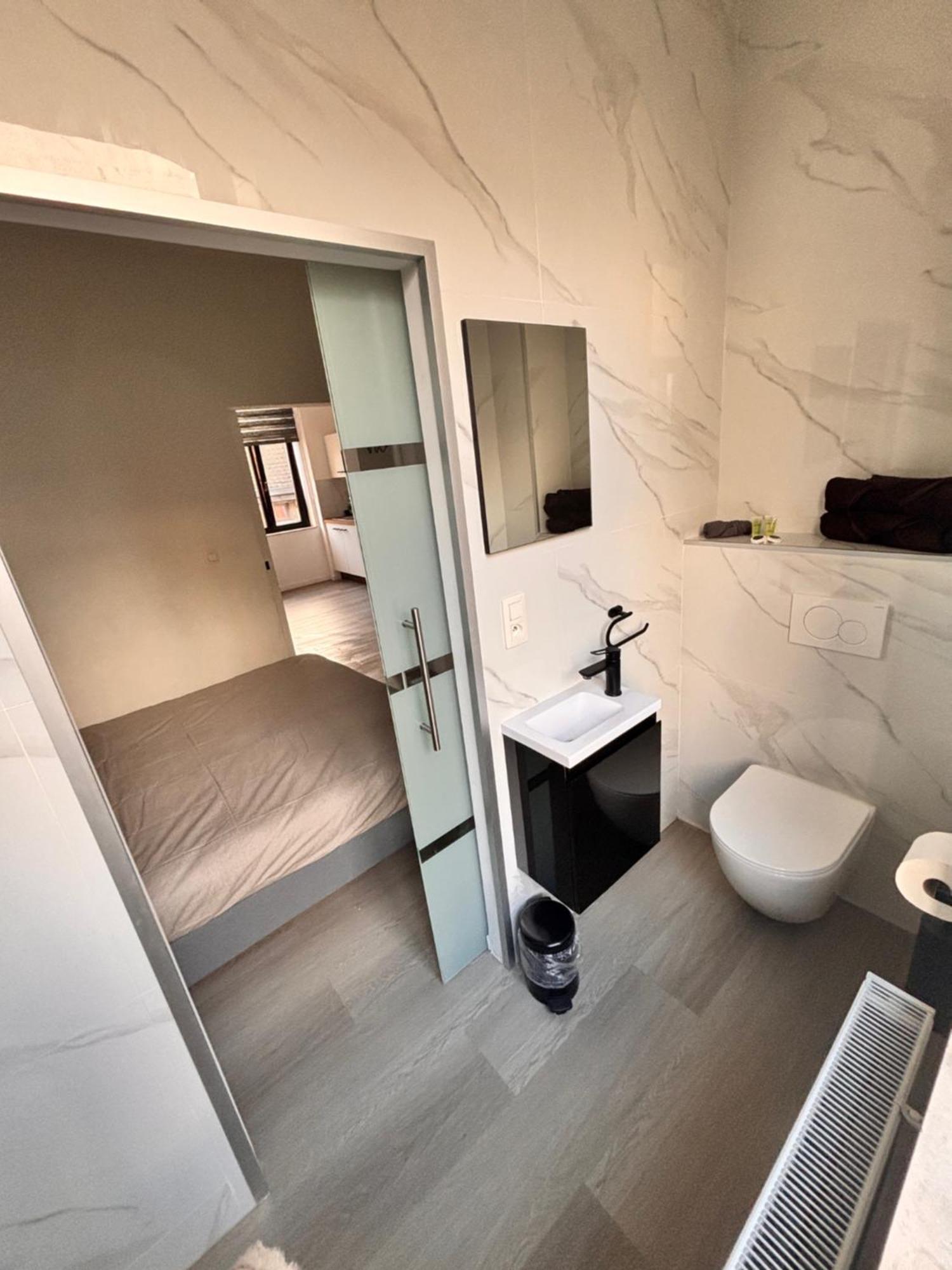 Foursuites Liège Dış mekan fotoğraf